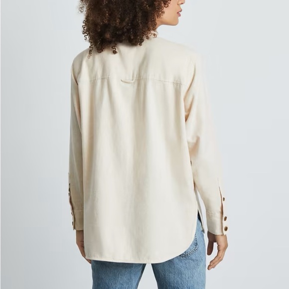 EVERLANE The Classic Cotton Flannel Shirt in heathered parchment - Picture 3 of 7